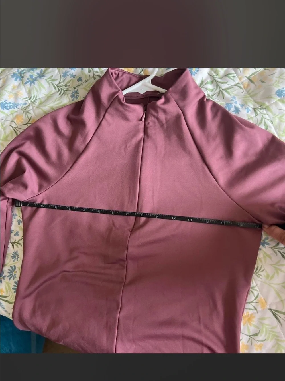 ALO Yoga slim fit